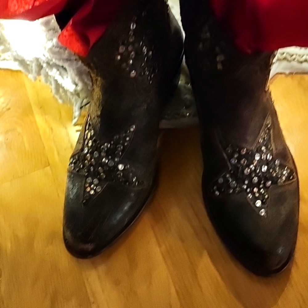 Frye Deborah Cowgirl Star studded ankle boots - Picture 11 of 12